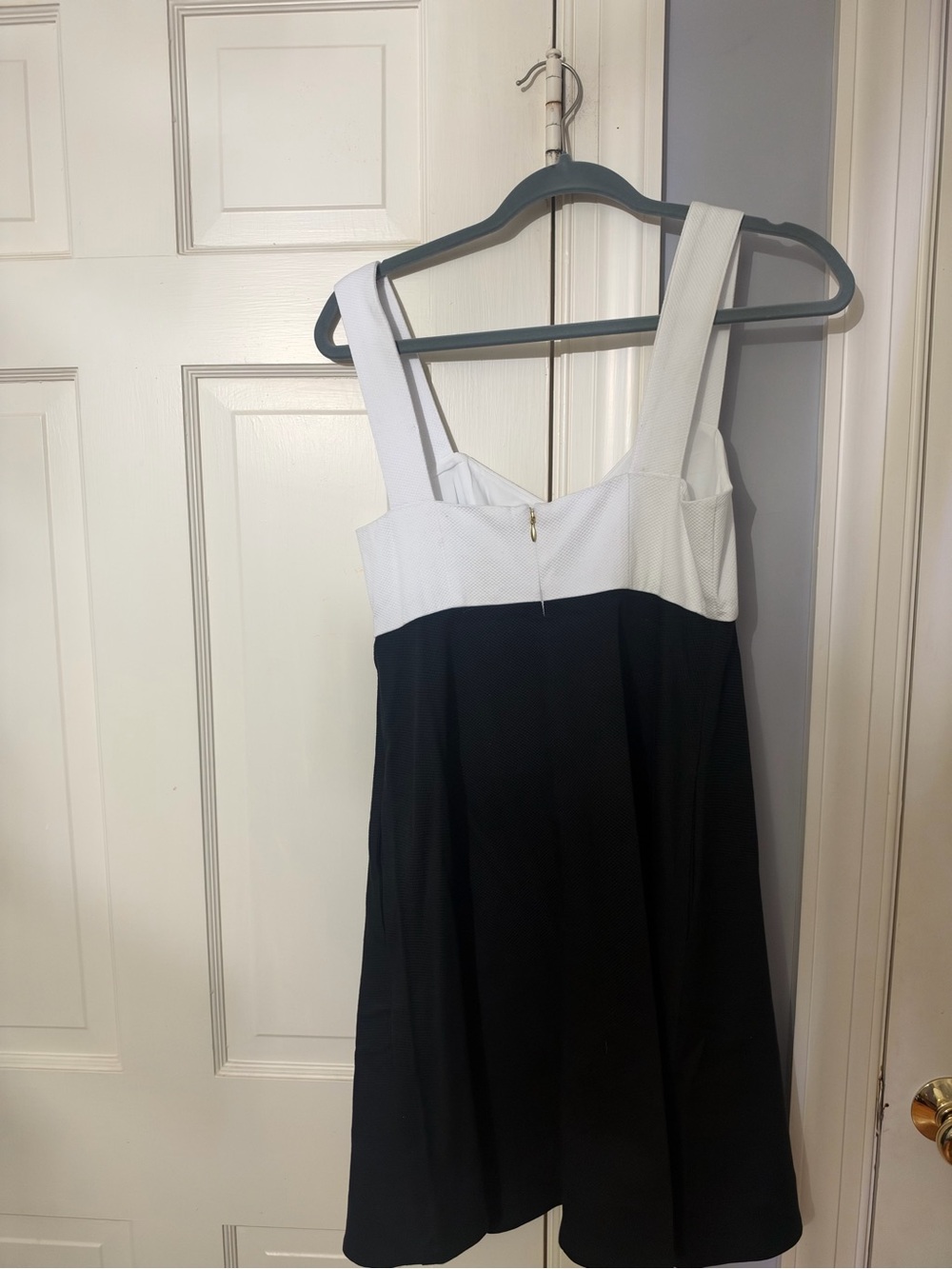 Draper James Black & White Sleeveless Mini Dress